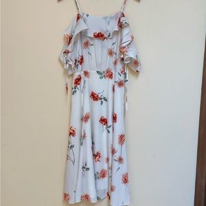 Flattering Floral Maxi Dress in White and Orange
